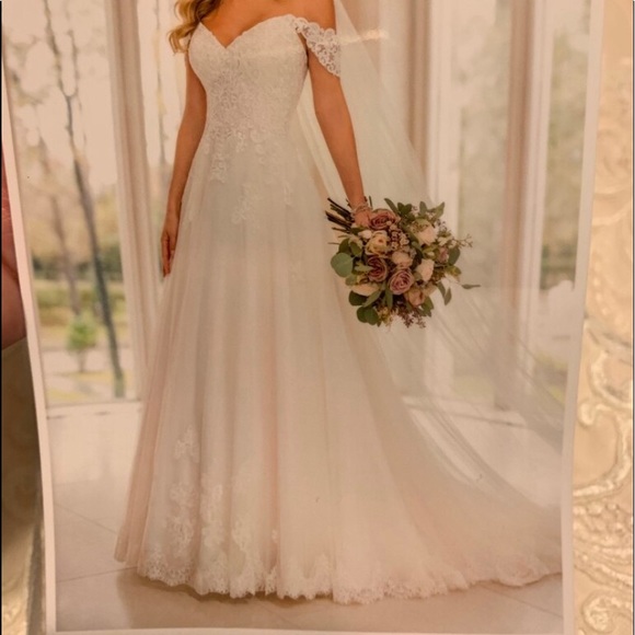 Wedding dress